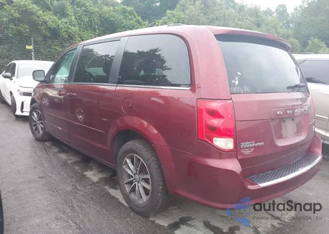 2017 Dodge Grand Caravan Sxt z USA, uszkodzony, nr VIN 2C4RDGCG7HR546826